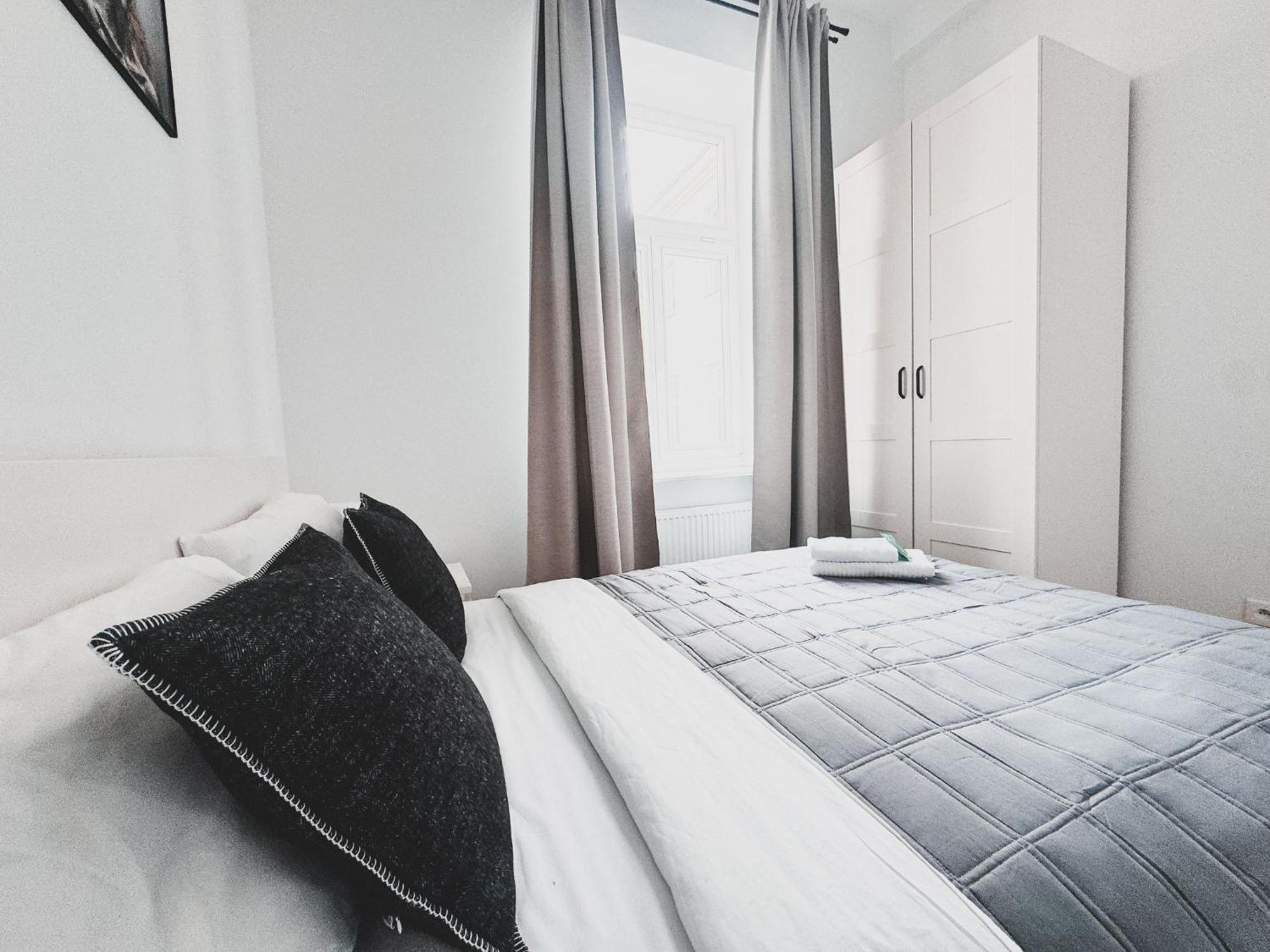 Luxury Design Apartments - Poznanska Warsaw City Center Екстериор снимка